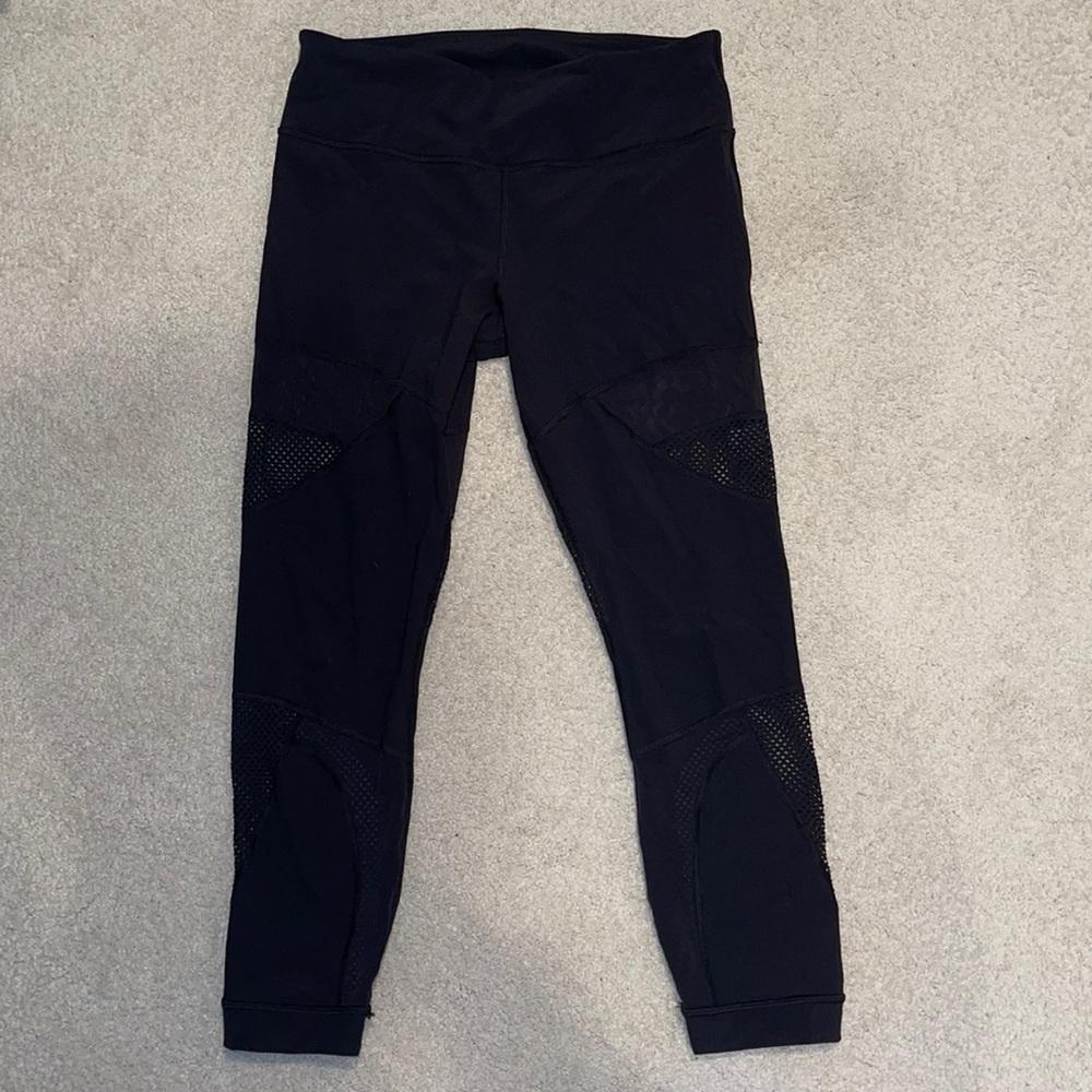 Lululemon Lab Leggings, cropped, mesh detail Sz8
